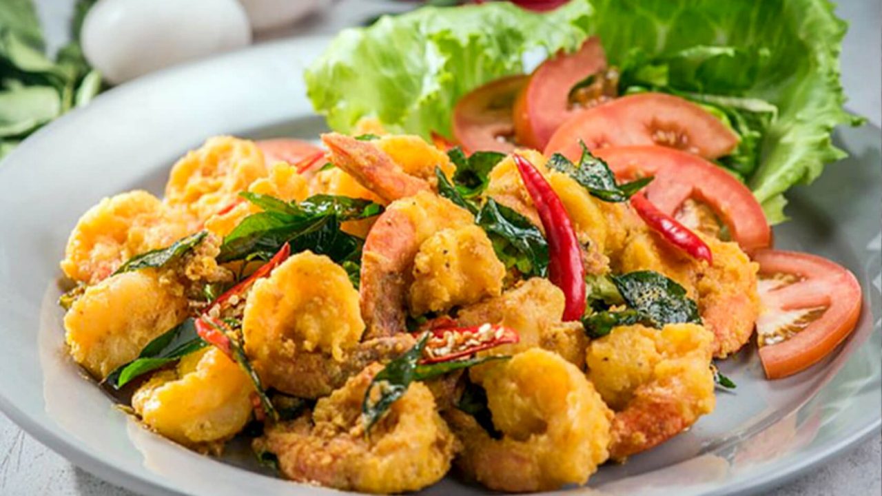Golden Crisp Prawns with Curry Leaves